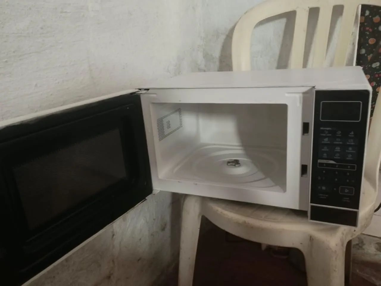 Microondas bem novim - Foto 2