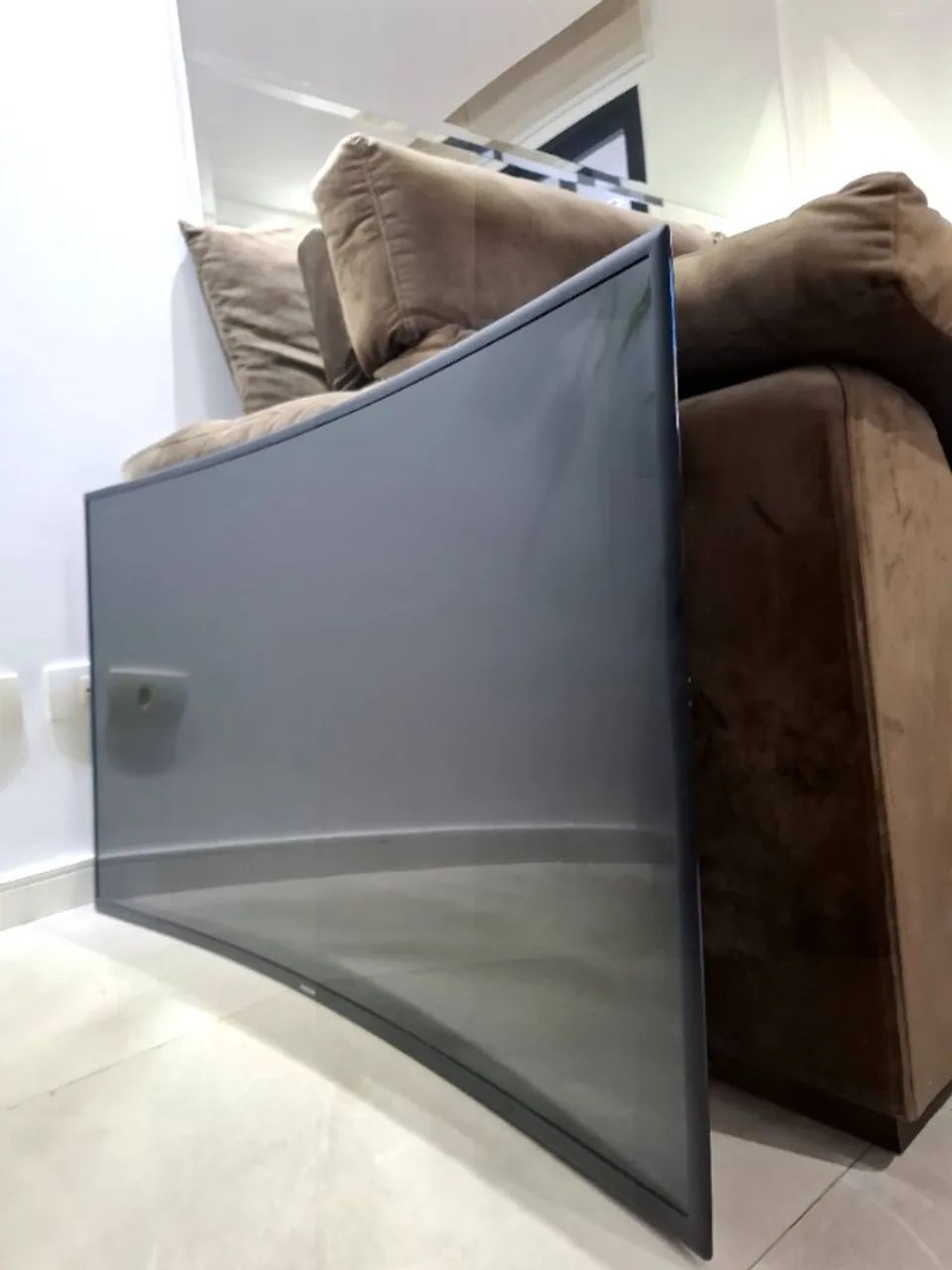 Tv Sansung 49 polegadas curved - Foto 3