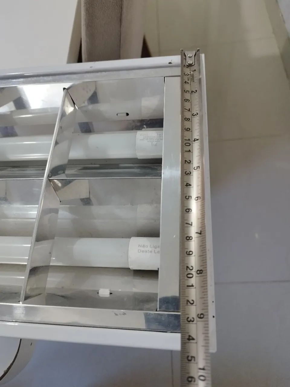 Luminária comercial em chapa e alumínio.  - Foto 3