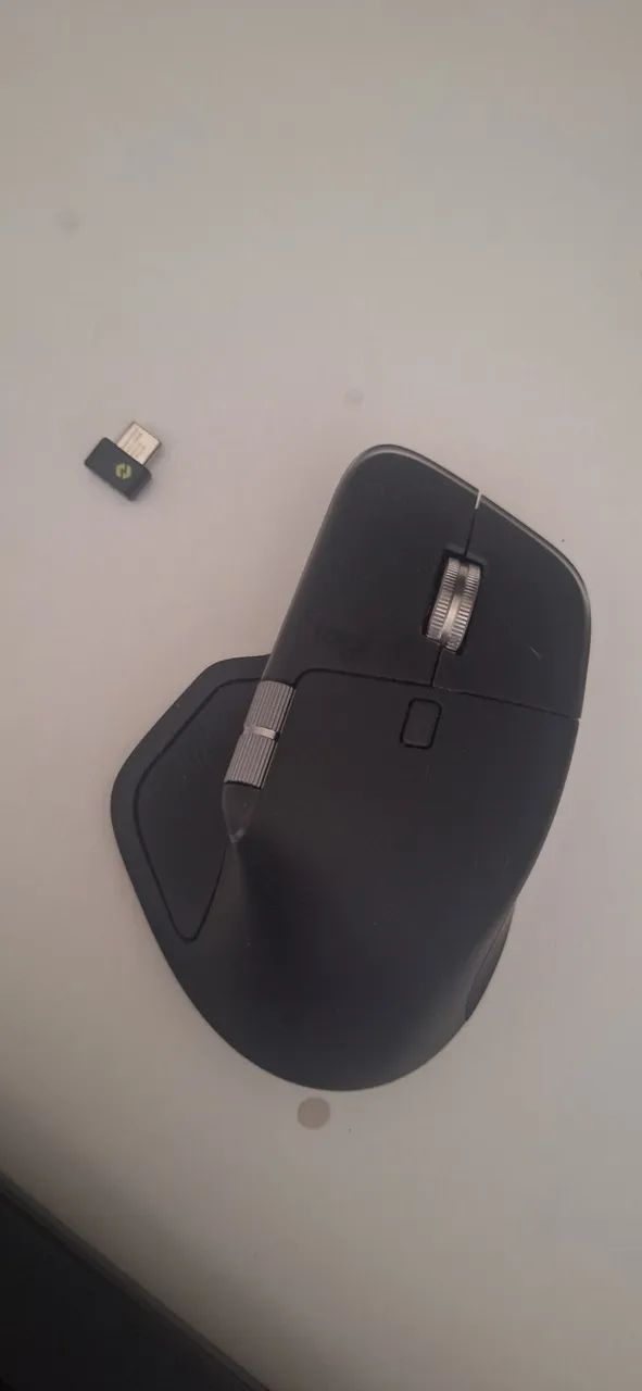 Mouse MX Master 4