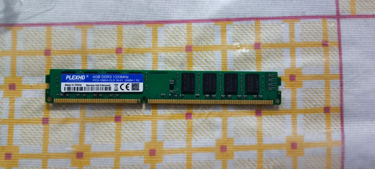 Memória RAM PLEXHD 4GB DDR3 1333MHz - Pronta Entrega