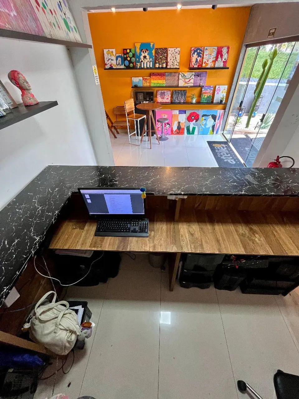 Balcão de mármore com madeira  - Foto 5