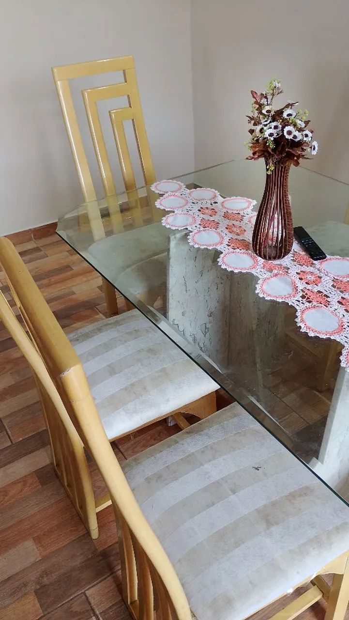 Mesa de jantar 6 lugares 