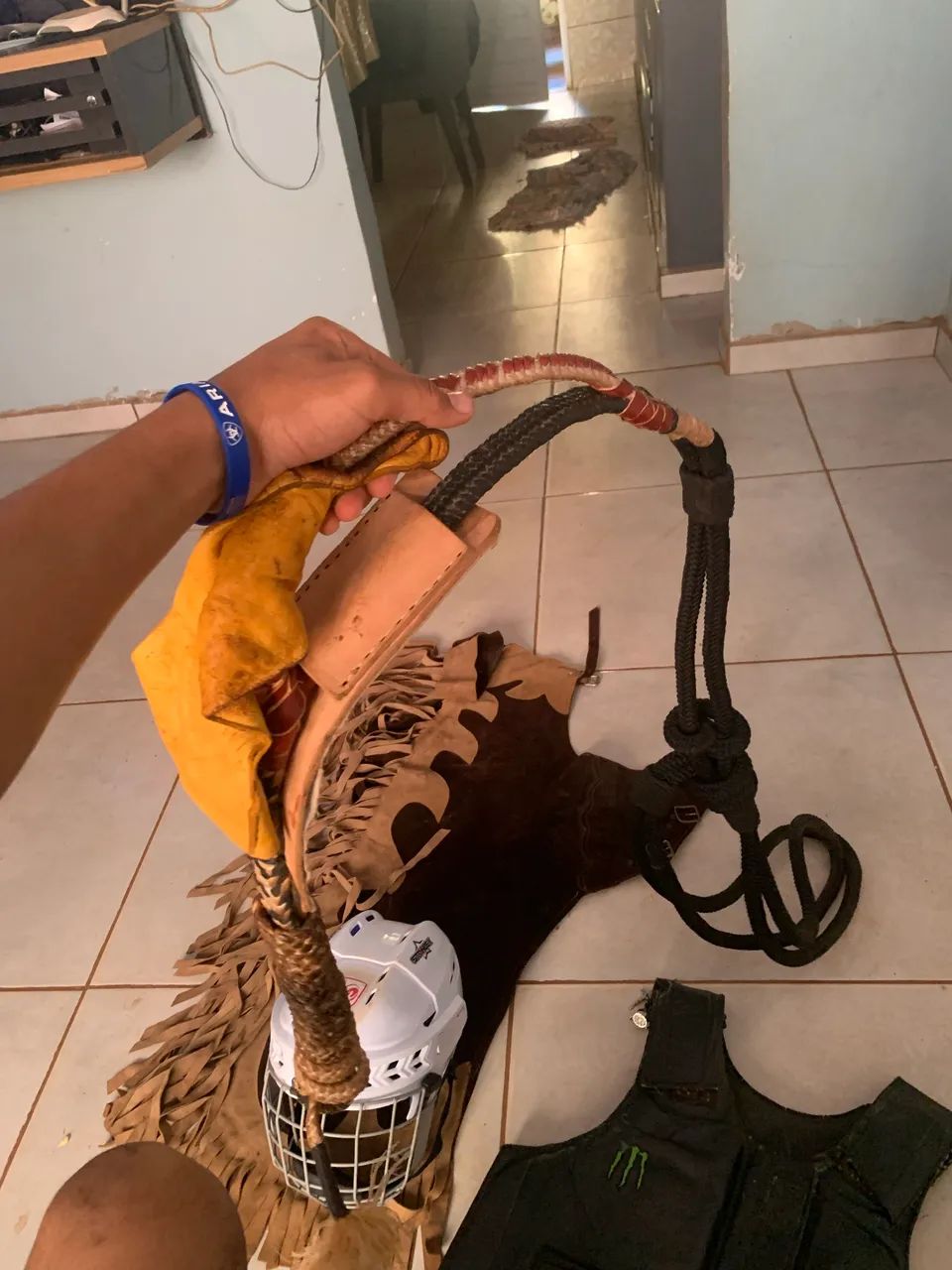 Traia de montaria em touros  - Foto 5