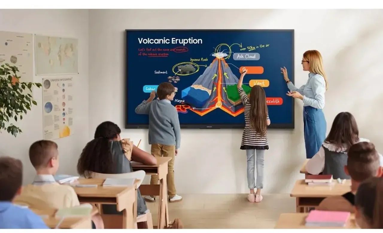 Tv Samsung 75 smart signage display  - Foto 3