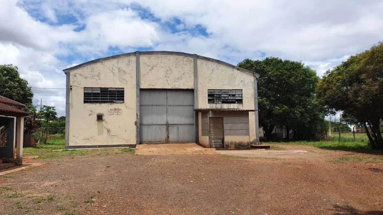 Barracão à venda em Parque Industrial, Maringá-PR