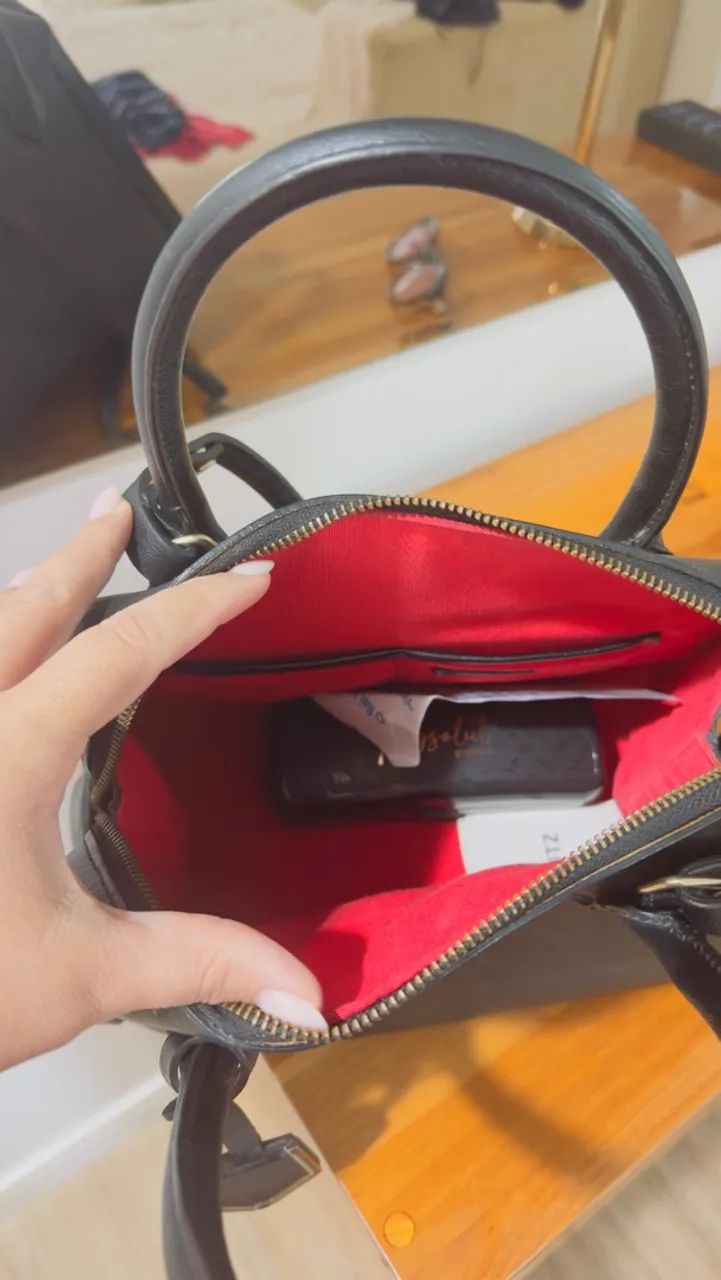 Bolsa Schutz em couro  - Foto 4