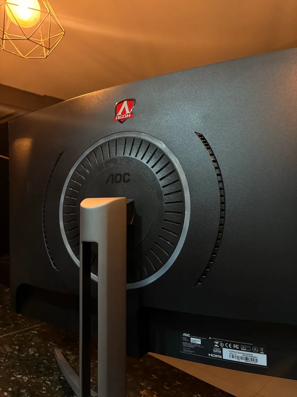 Monitor AOC Agon AG323FCXE 31.5" 165 hz (POUCO USADO)