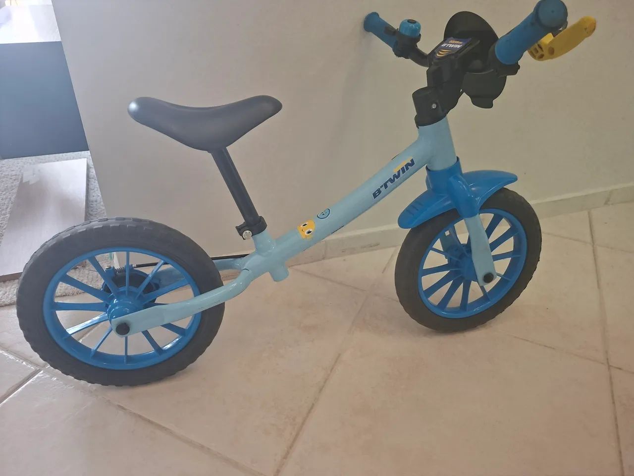 Bicicleta sem pedal para equilibrio