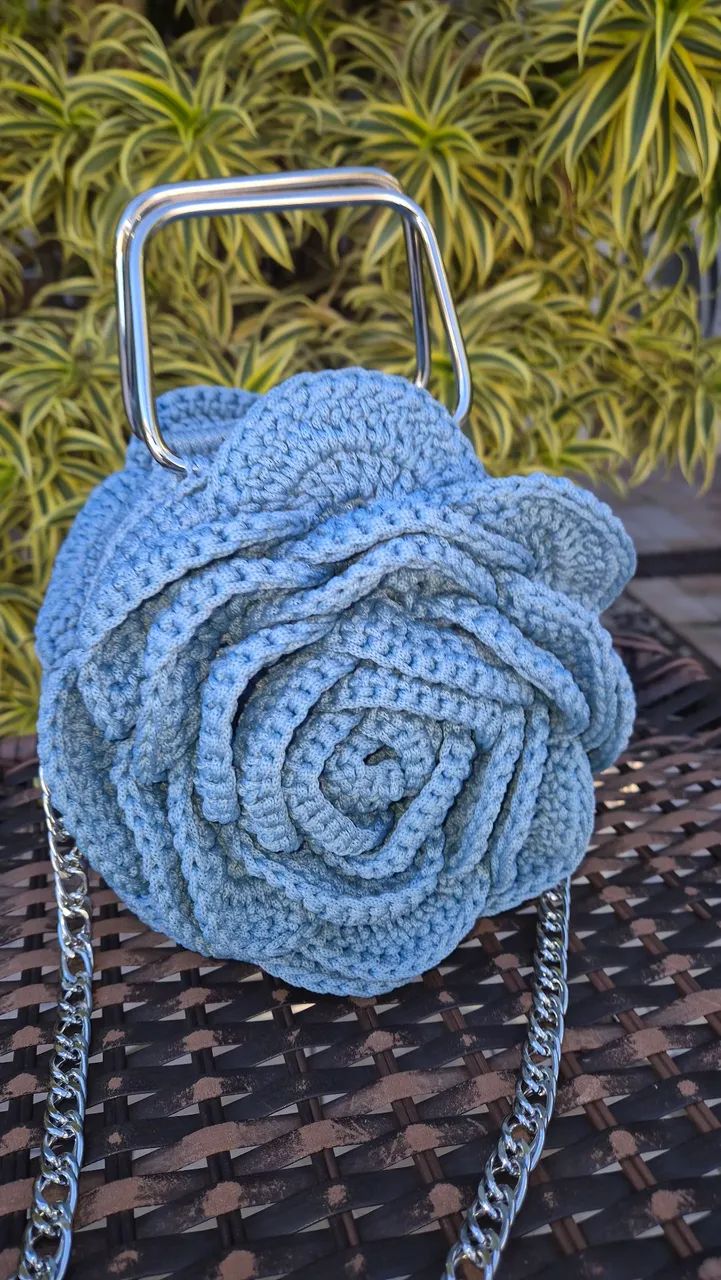 Bolsa Artesanal em Crochê Flor 3D - Foto 3