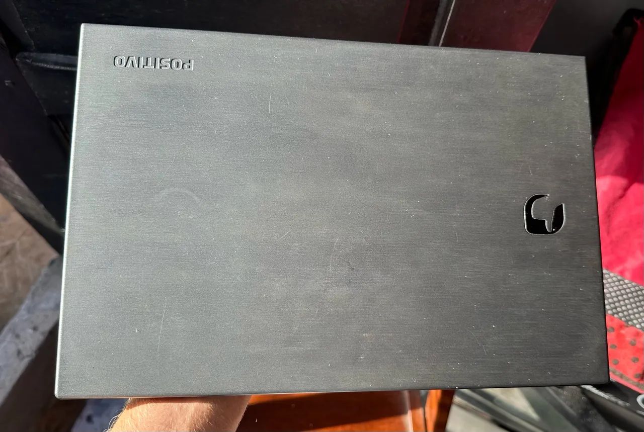 Notebook positivo vision c14