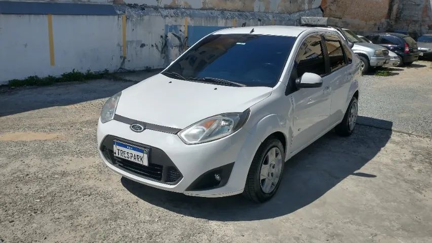 Ford Fiesta Fiesta Sedan SE 1.6 8V Flex 4p 2014