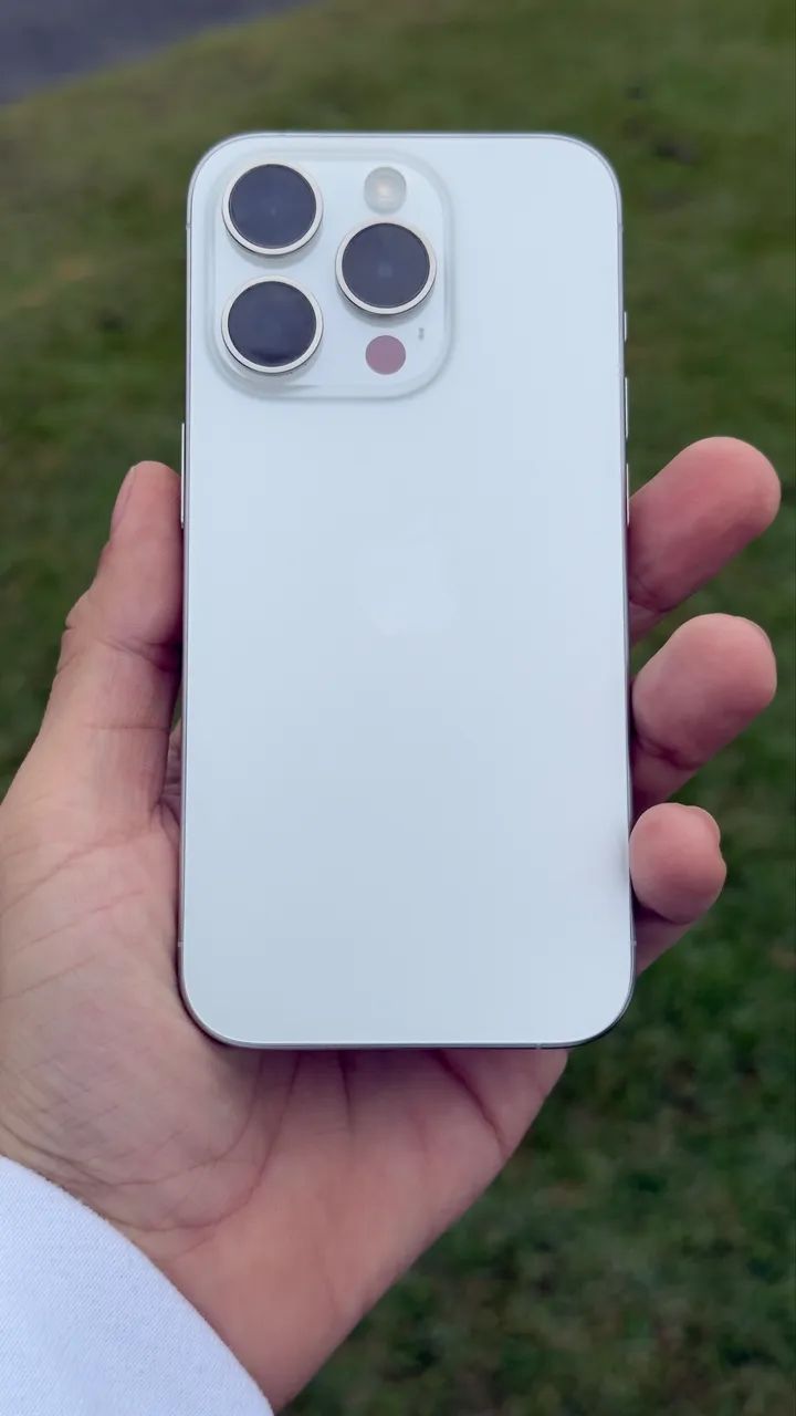 iPhone 15 Pro 1TB Branco com MUITA MEMÓRIA!  - Foto 5