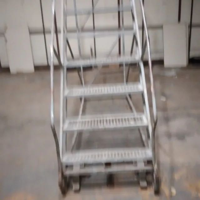 Escada plataforma  - Foto 2