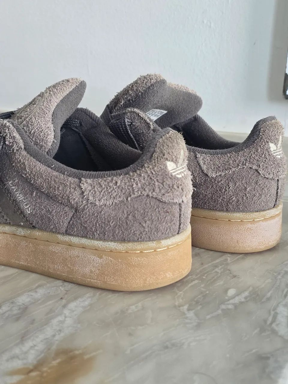Tênis Adidas Campus tamanho US 9 - Foto 4