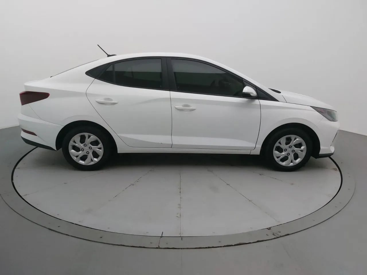 Hyundai HB20S Comfort Plus 1.0 TB Flex 12V Mec., foto 6 de 18