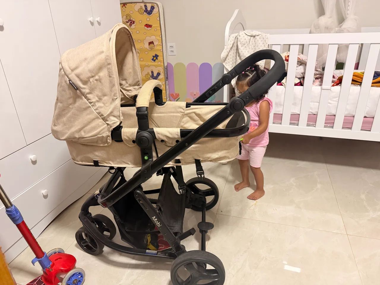 Carrinho de Bebê Completo + Bebê Conforto com Base - Ótimo Estado - Foto 2