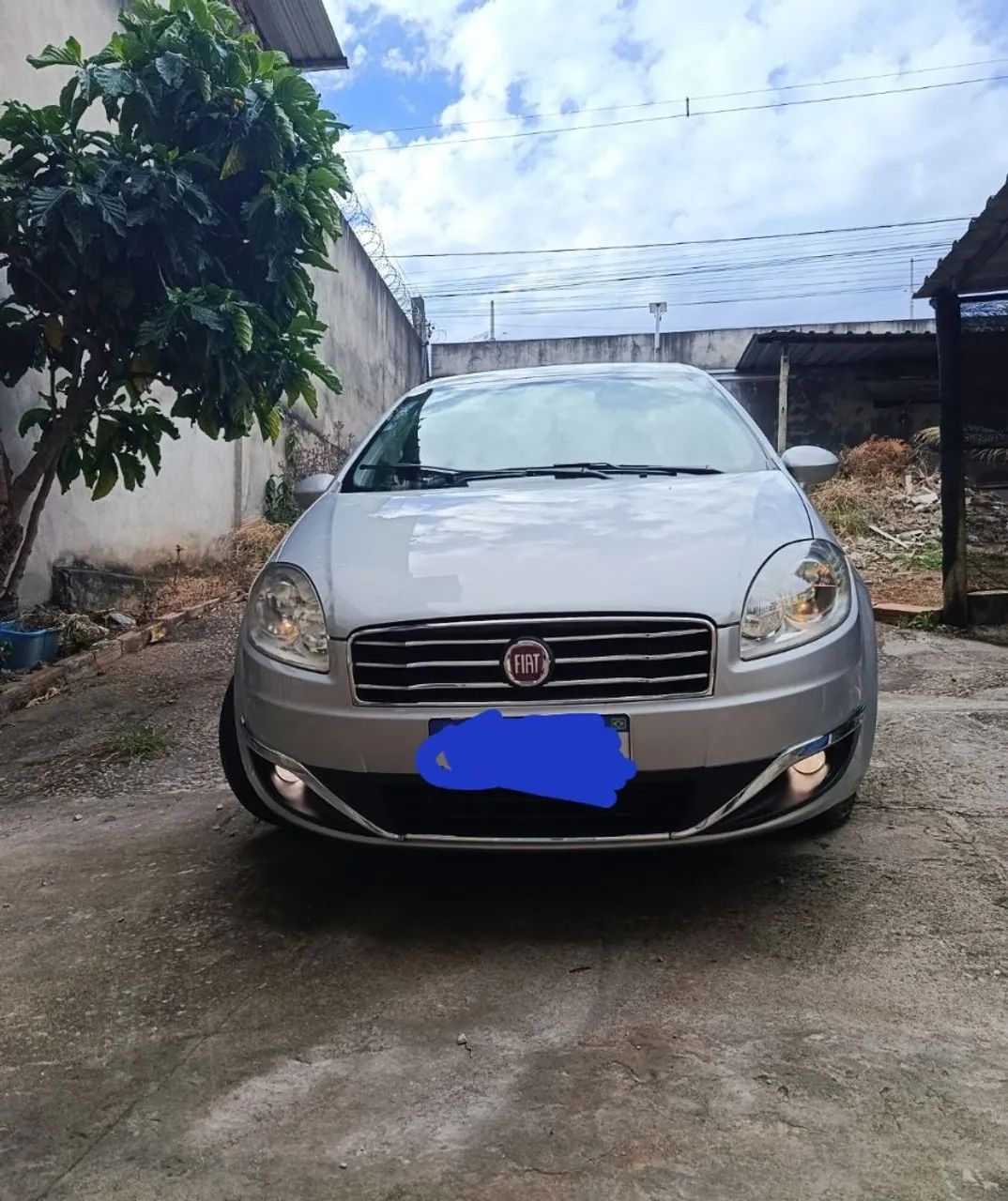 Fiat Linea Absolute 1.9/1.8 Flex Dualogic 4P 2015 - Foto 2