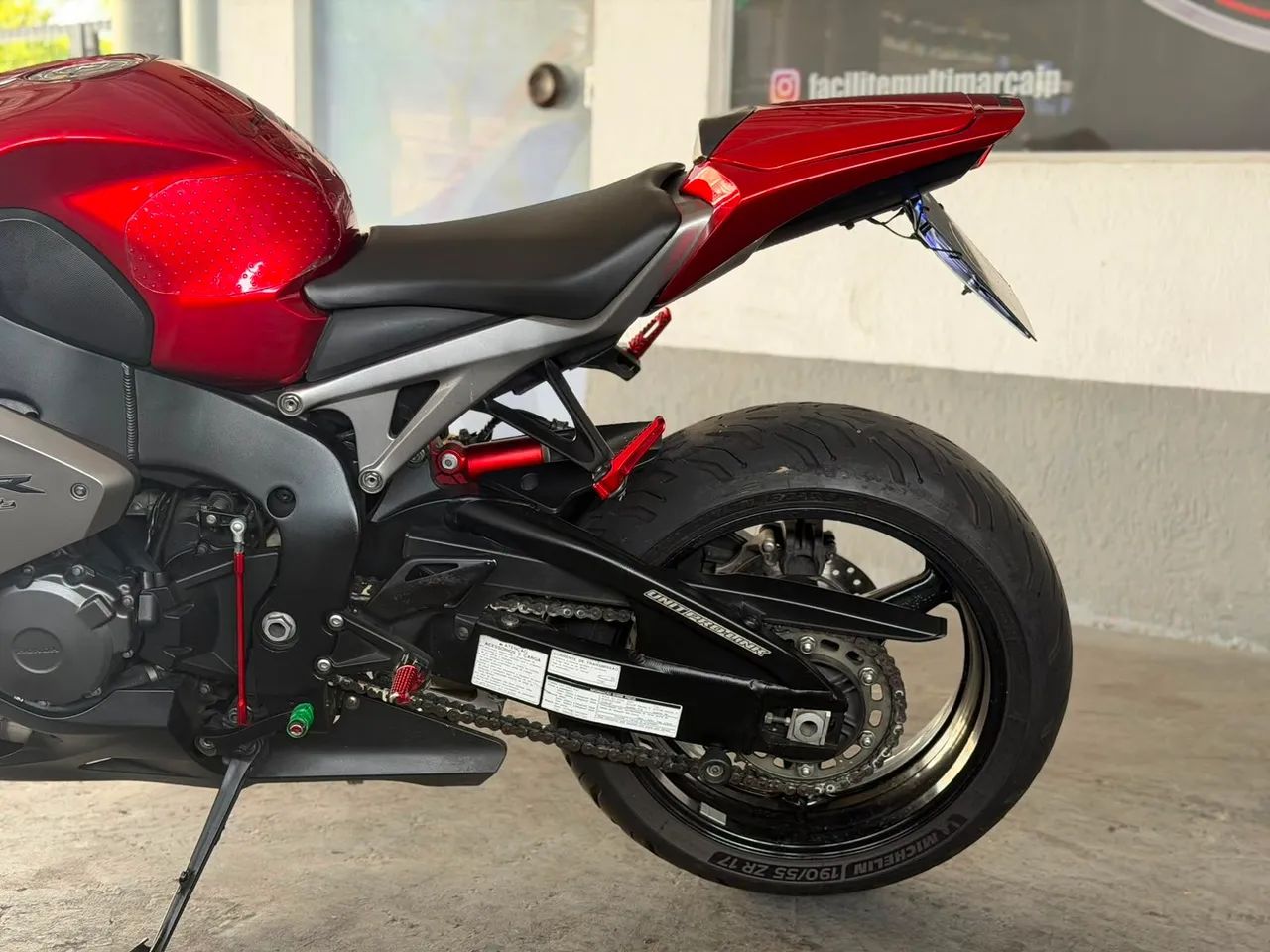 HONDA CBR 1.000RR FIREBLADE - Ano 2011 (A mais nova do Brasil) - Foto 5