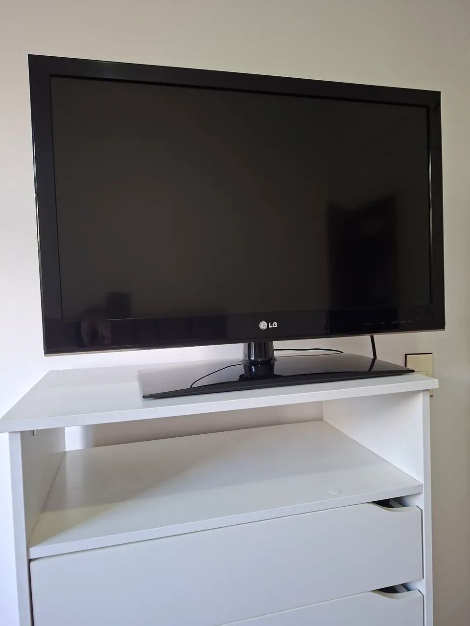 TV LG 32 pol. full HD - Foto 2