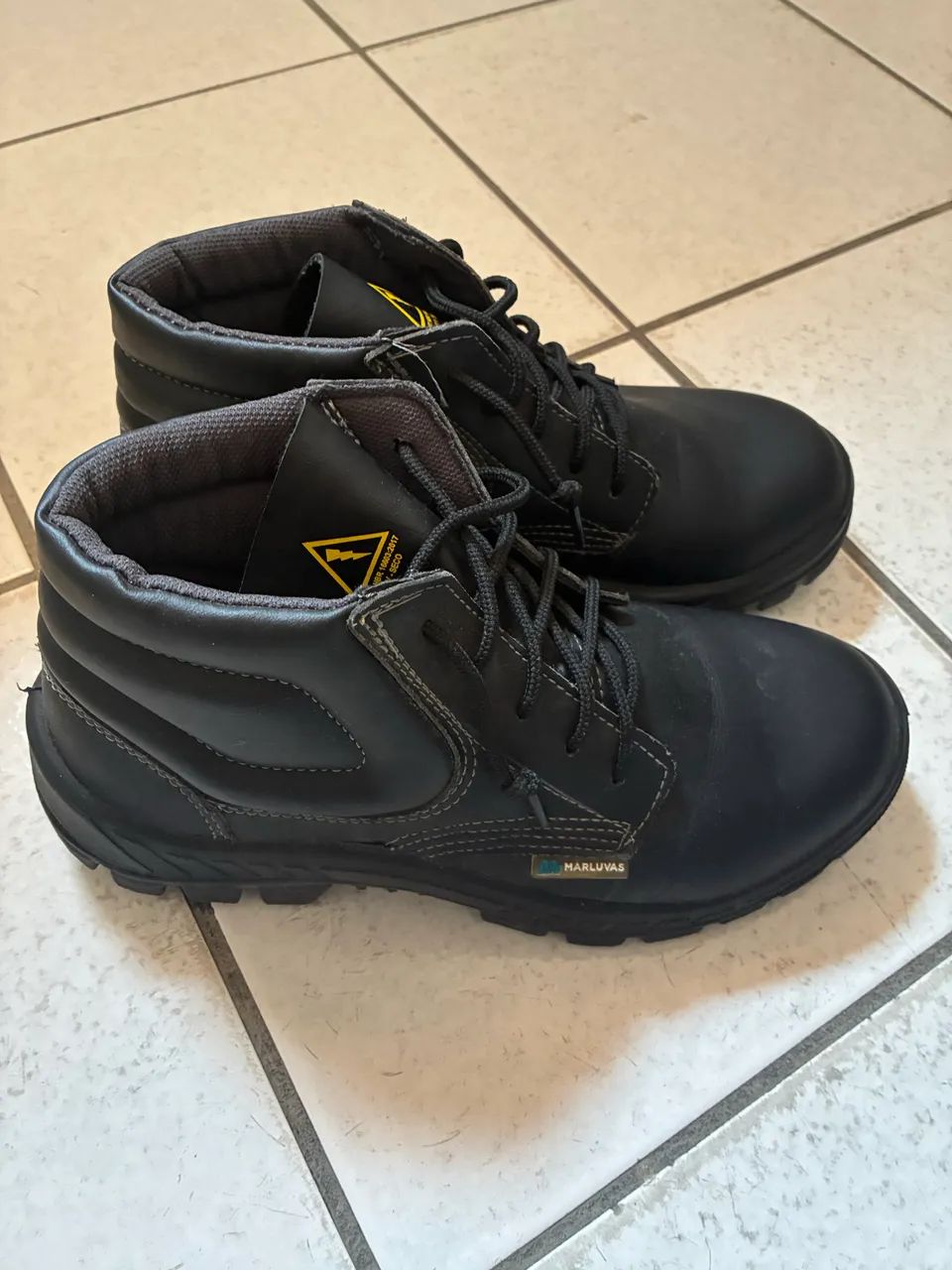 Bota Botina Marluvas N° 41 - Foto 2