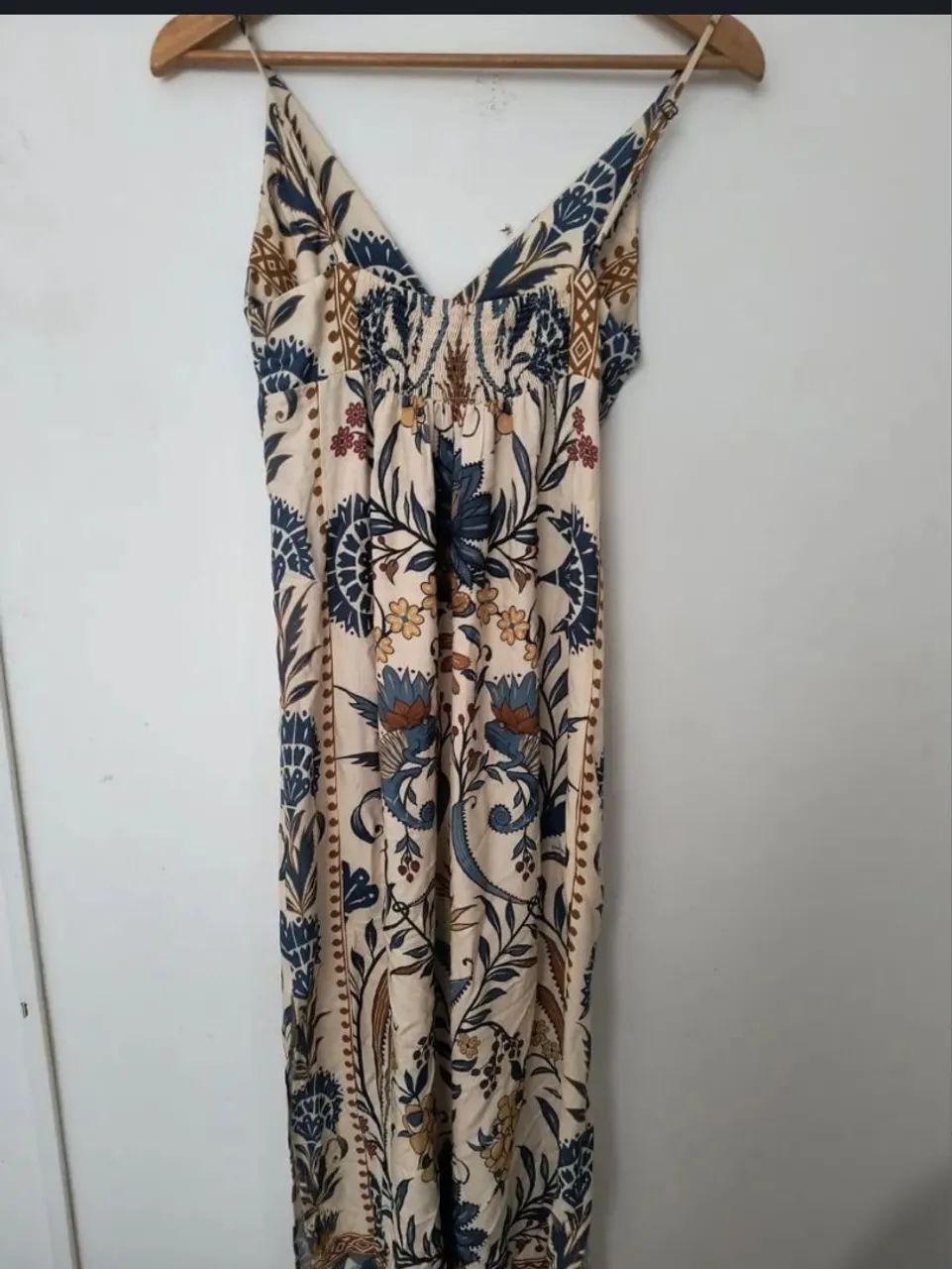 Vestido  cropperd farm - Foto 2