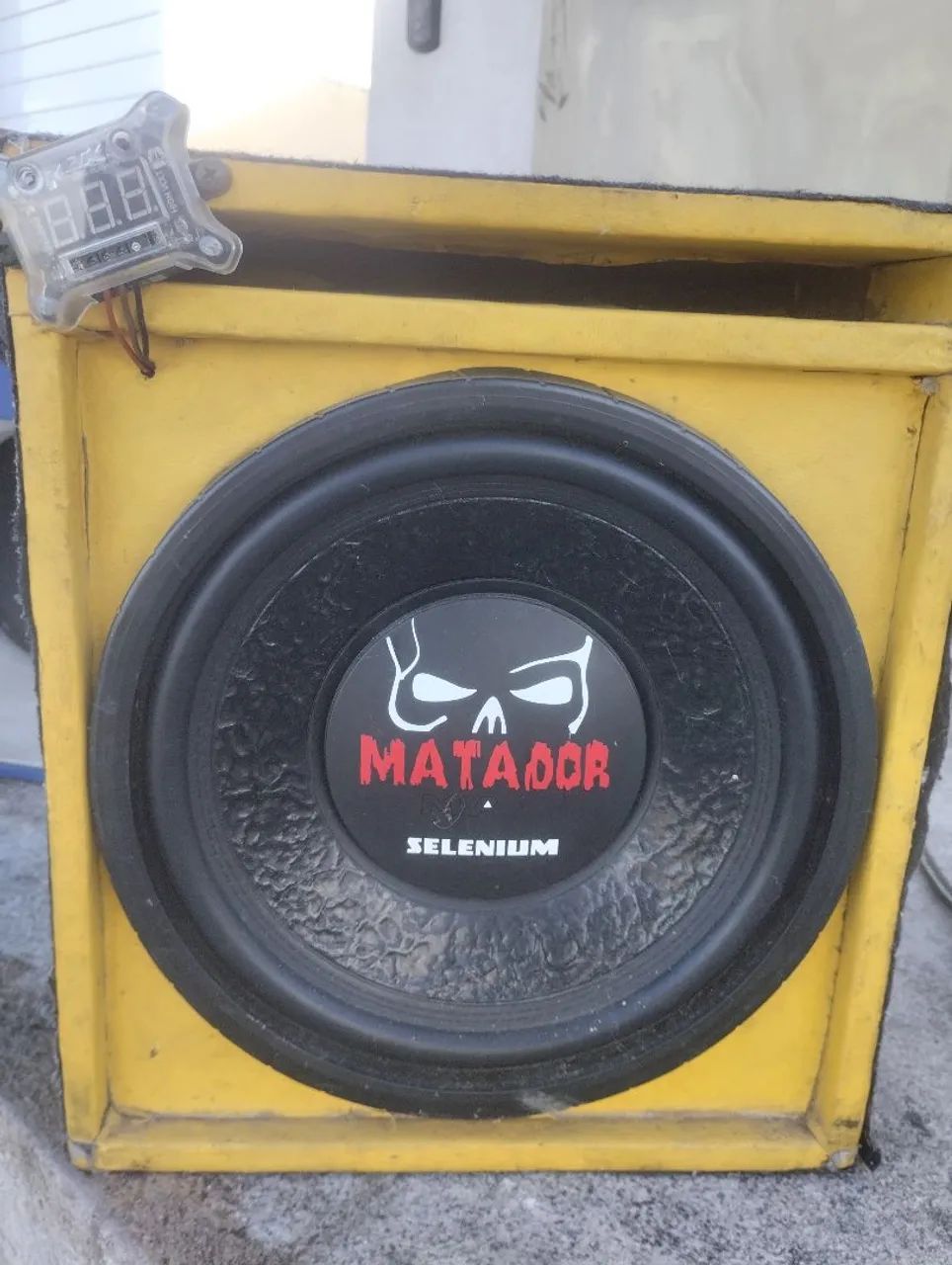 Vende-se,som de mala, valor 1.200. te convera