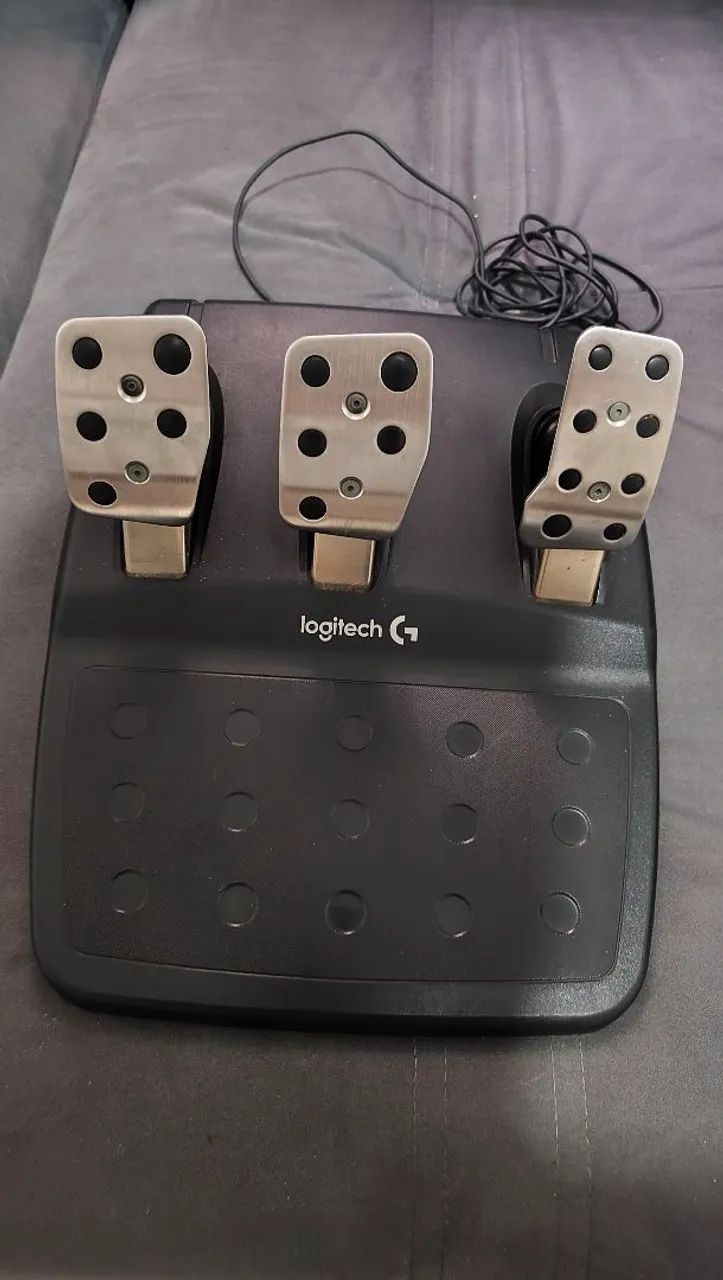 Volante Logitech G920, com Suporte Xtreme Sim Racing.  - Foto 4