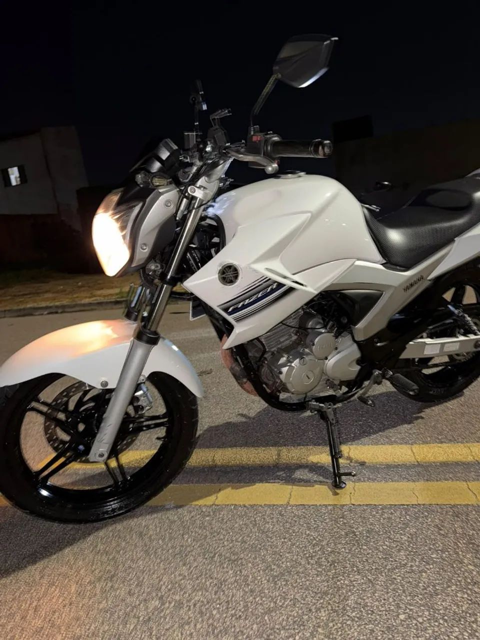 Fazer 250 Conservada!
