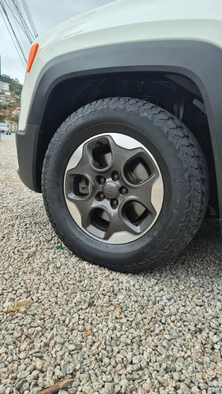 Jeep Renegade 1.8 4X2 Flex 16V Mec. 2016 - Foto 4