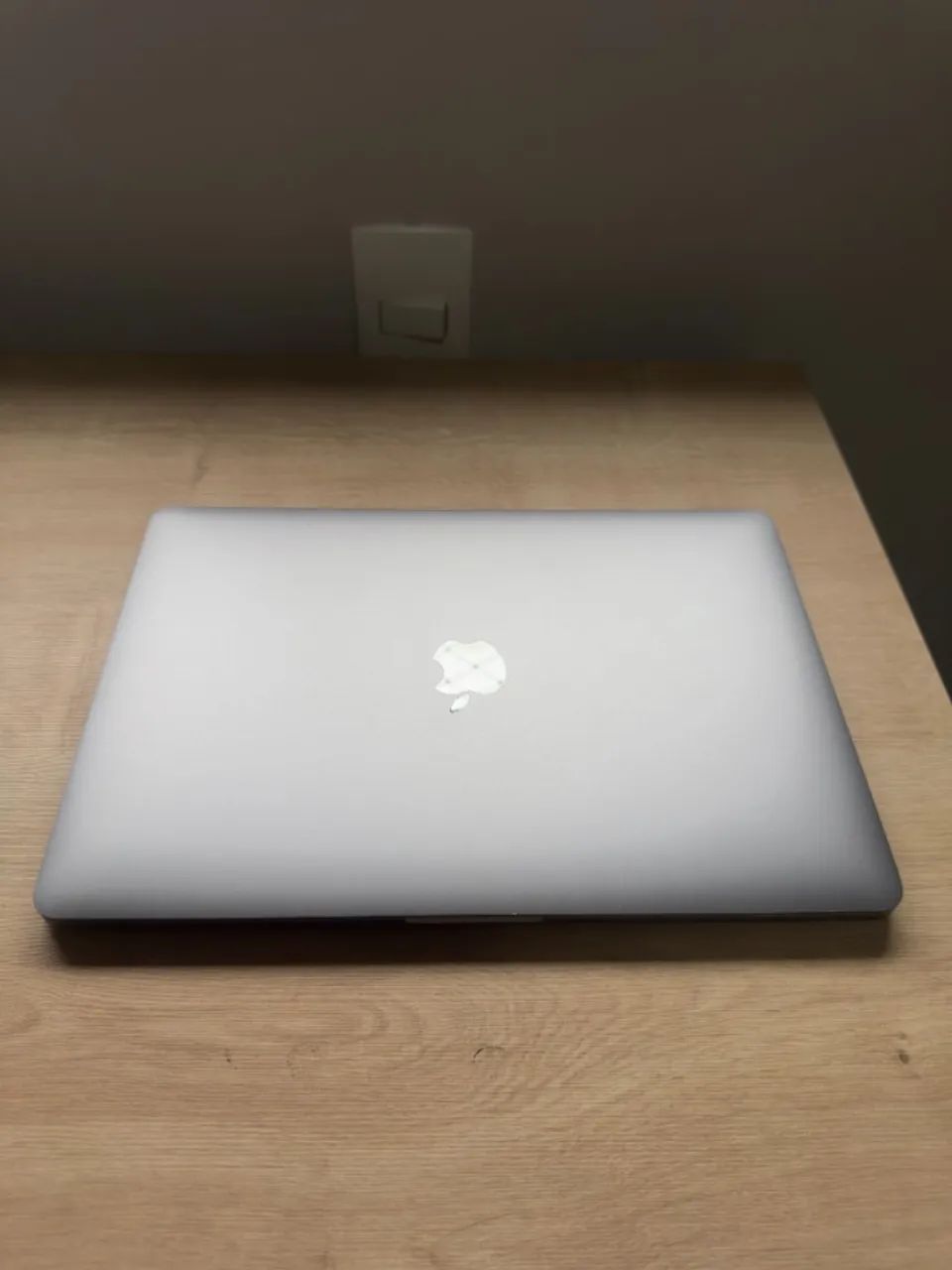 MacBook Pro 13? Ano 2017 | i5 2.3GHz | 8GB RAM | SSD 128GB | 253