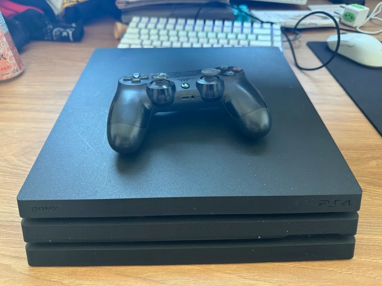 PS4 PRO 1TB  - Foto 2