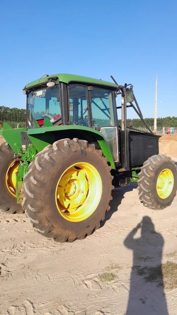 trator JD 115CV modelo 6115j ano 2023 6.250hrs FLORESTAL - Foto 4