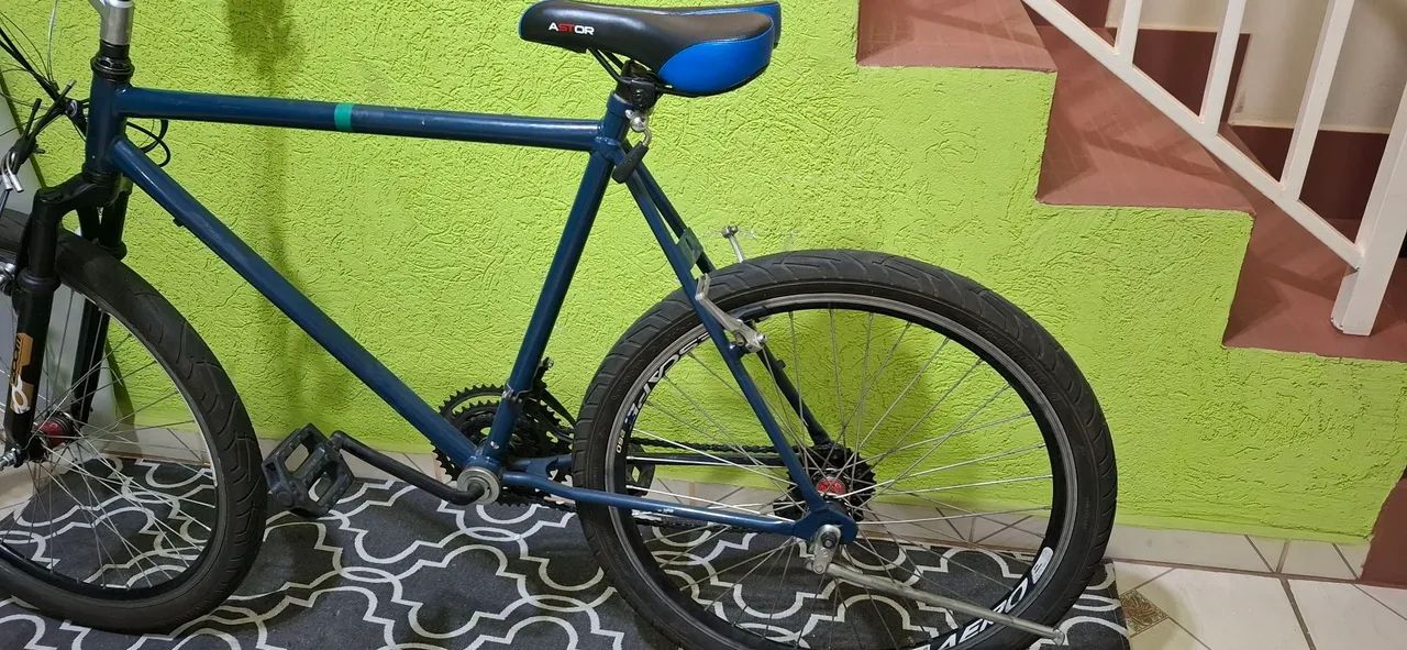 Bicicleta aro 26 com 21 marchas - Foto 3
