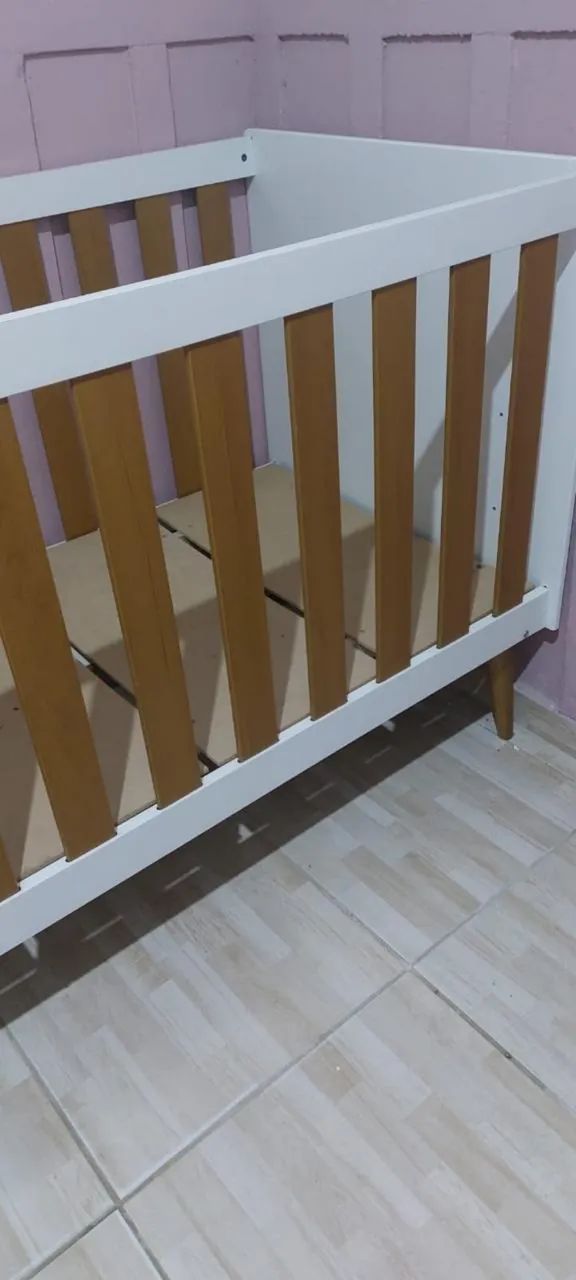 VENDO BERÇO POUCO USADO COM COLCHÃO - Foto 3