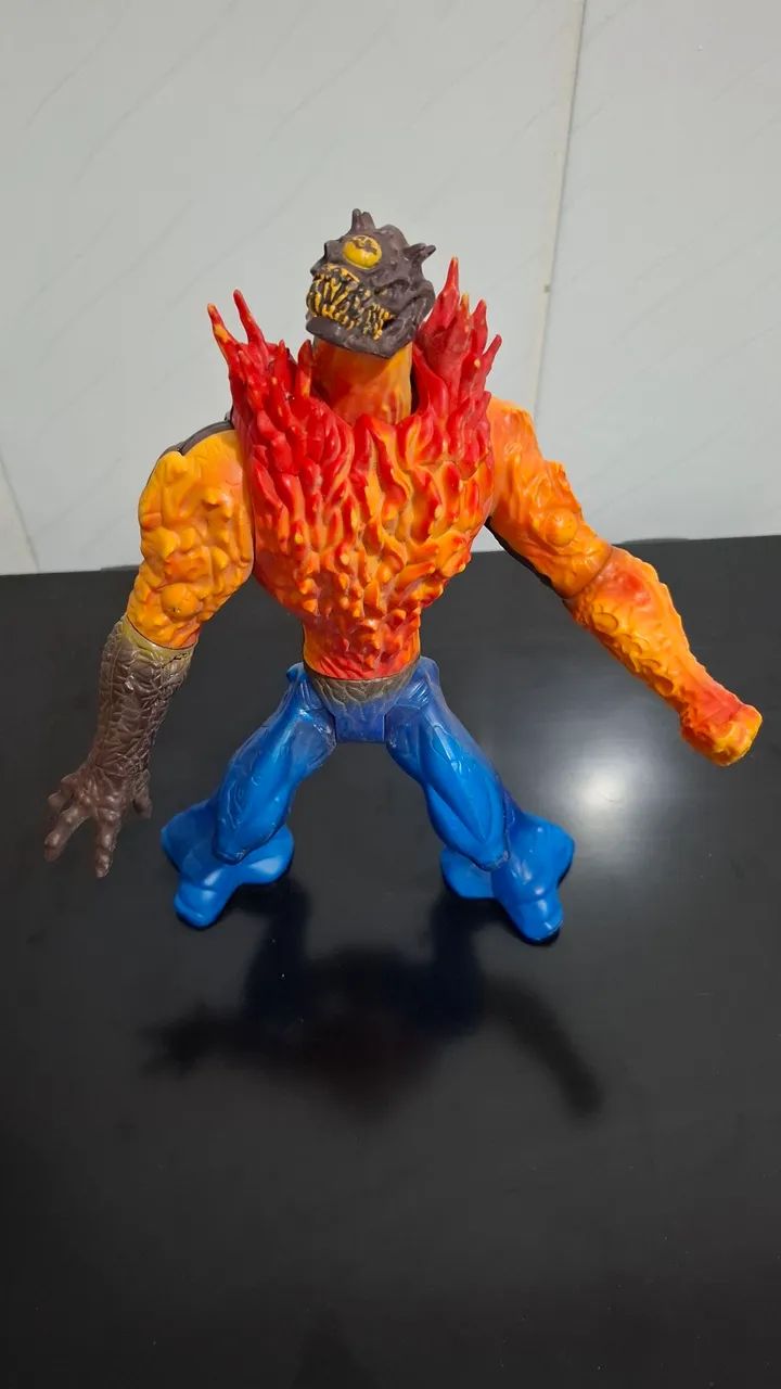 Boneco Elementor Max Stell Lava Vilão Monstro