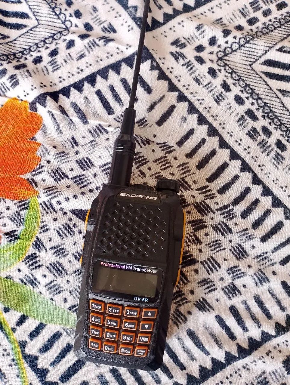 Rádio HT UV -6R