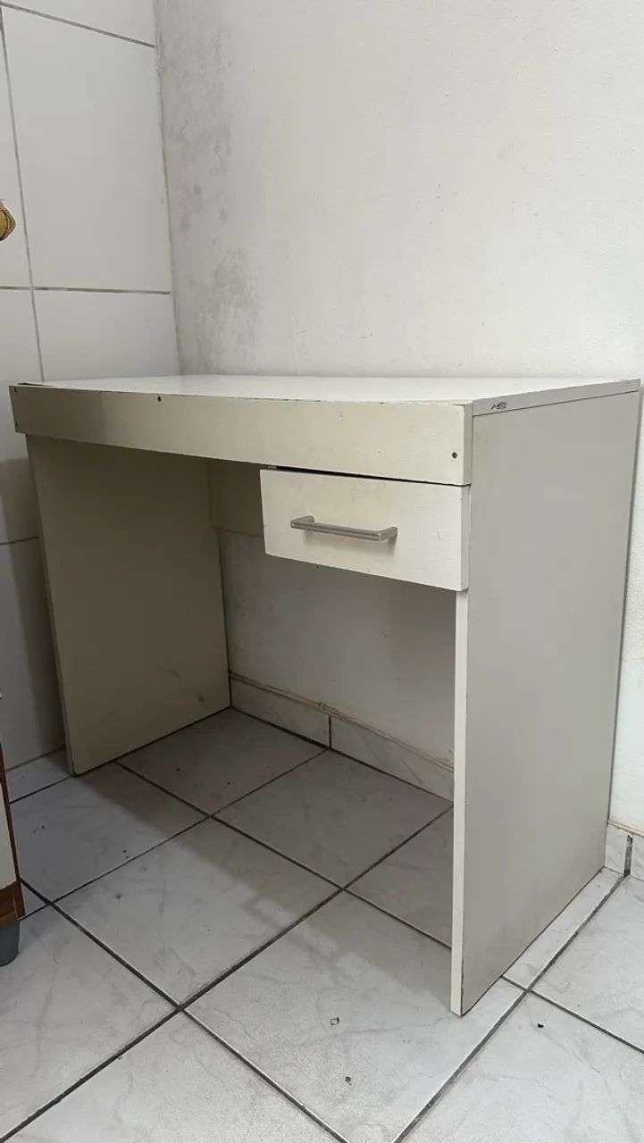 Escrivaninha Mesa branca 
