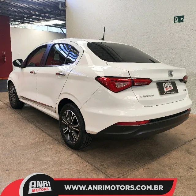 Fiat Cronos Precision 1.8 16V Flex Aut. 2021 - Foto 4