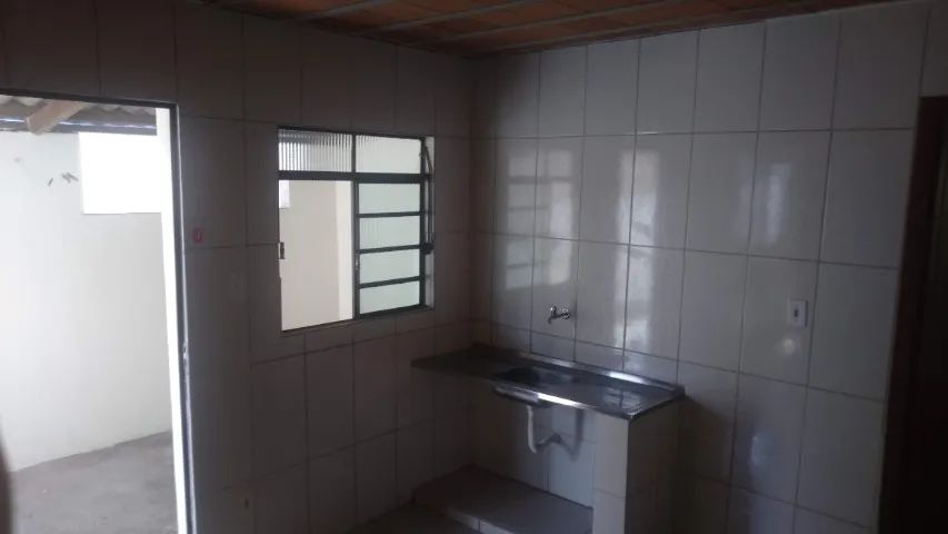 Alugo moradia bairro Piratininga  - Foto 2