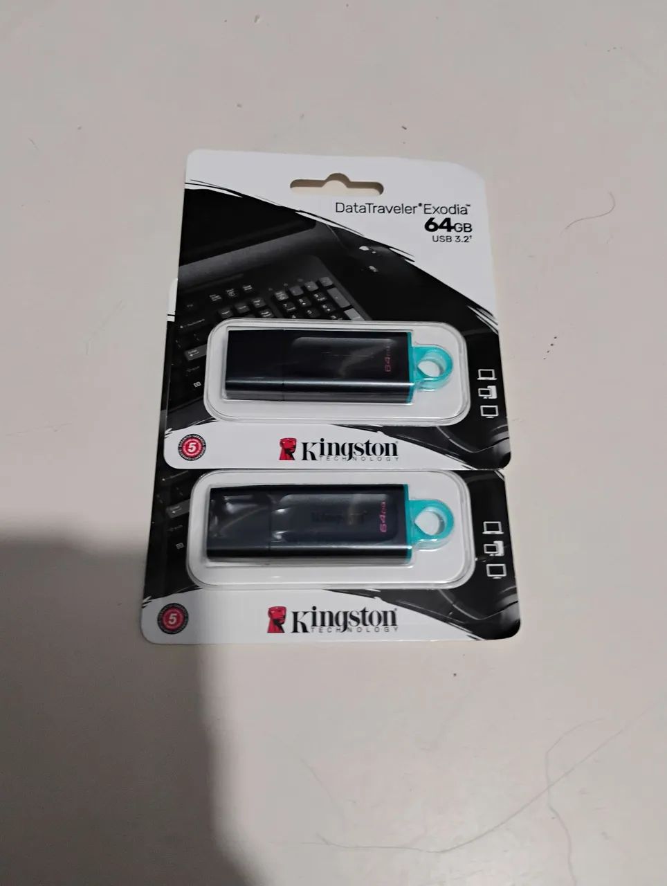 Pen drive Kingston 64 GB Original (Novo) - Foto 3