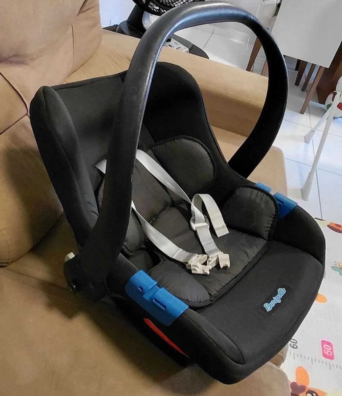 Carrinho de bebê e bebê conforto - Foto 4