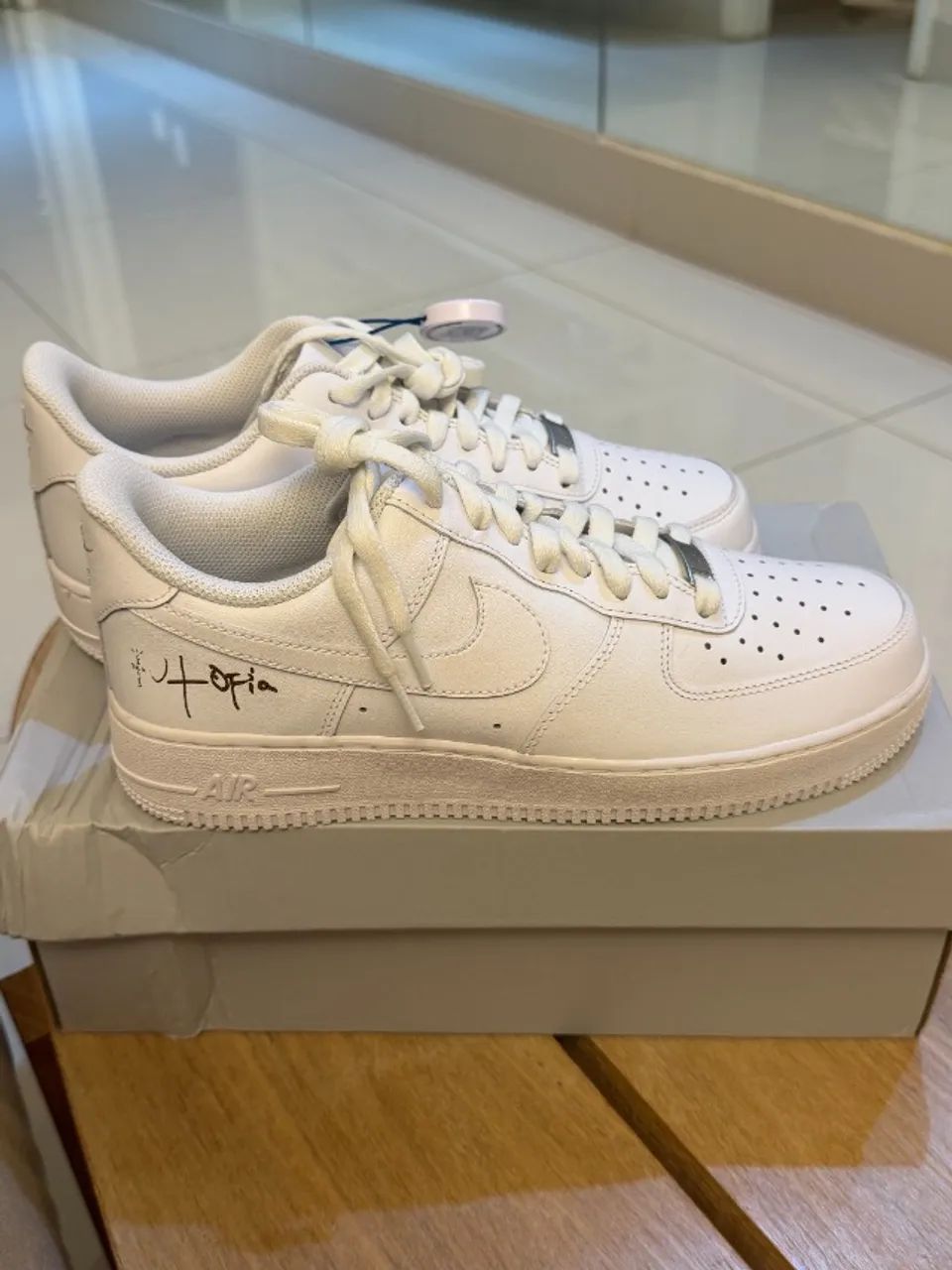 Nike Air Force 1 Low Travis Scott ?Utopia?, tamanho 40
