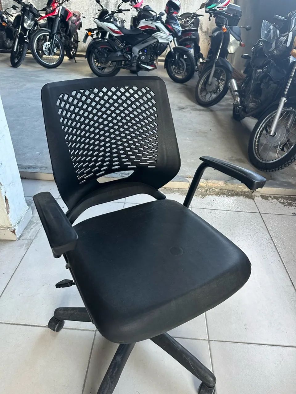 Cadeira Ergonômica Beezi - Foto 2