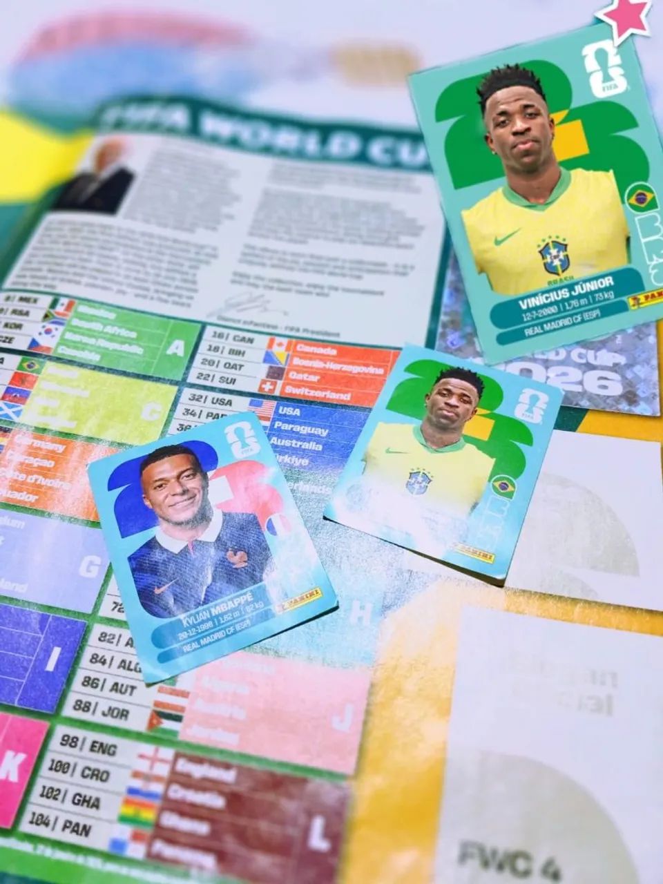 Figurinhas só Vini Jr e do Mbappé da copa do mundo 2026. - Foto 4