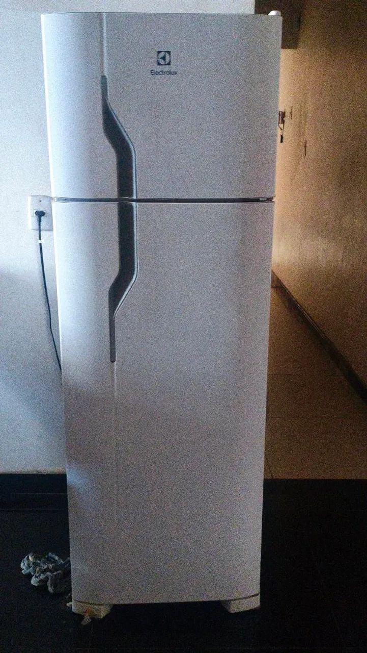 Geladeira Electrolux Semi Nova - Foto 2