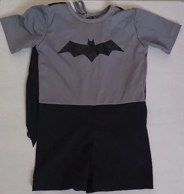 Fantasia do Batman 02 anos