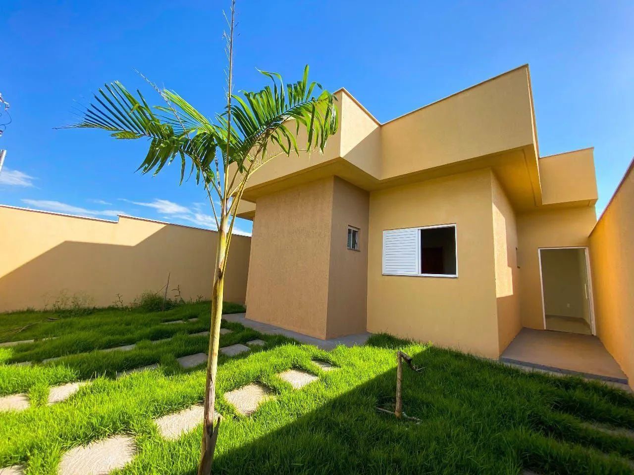 Casa  nova 3 Quartos com Suíte e Piscina | Jardim dos Ipês 