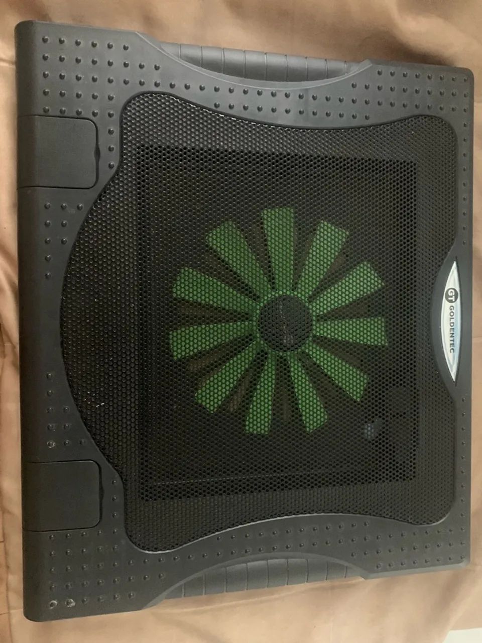 Suporte ventilado para notebook