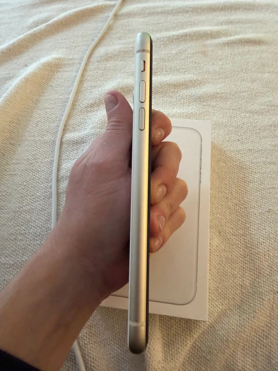 Iphone 11 - Branco - 128 gb - Ótimo estado - Foto 3